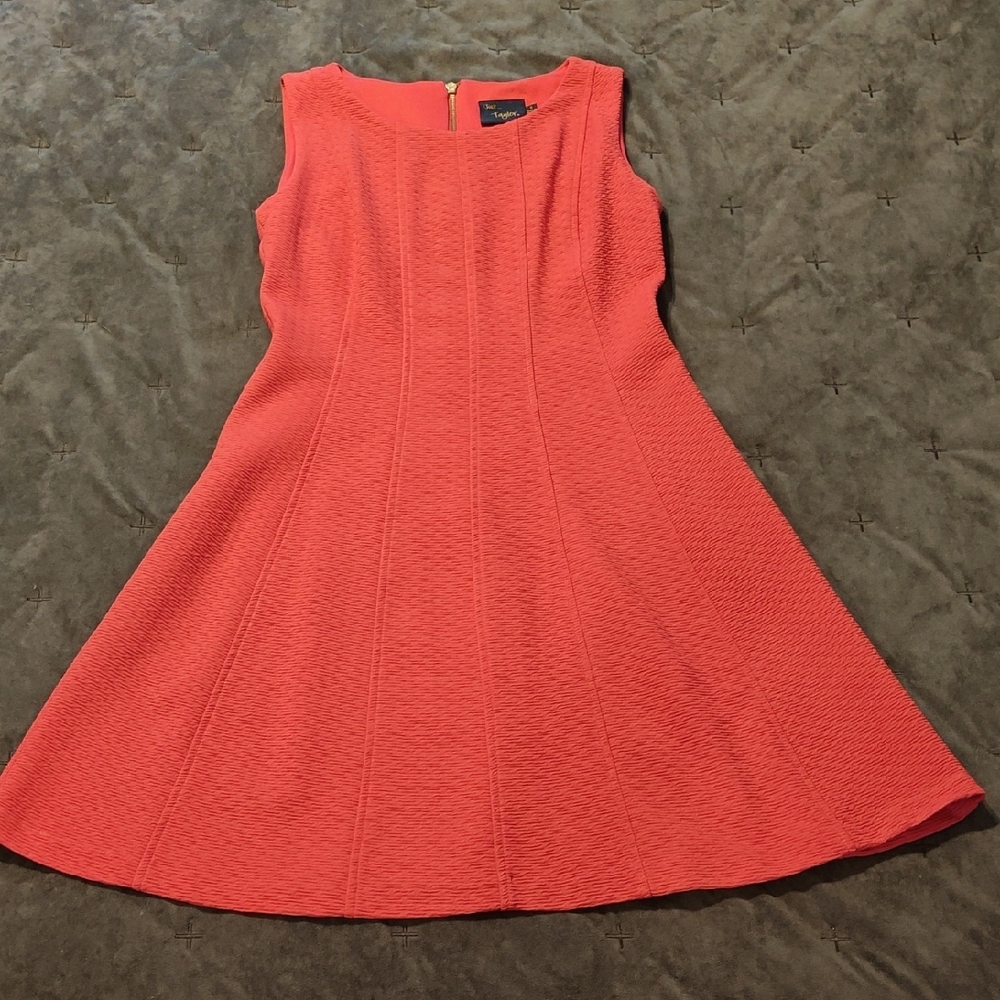 Just Taylor Sleeveless A-line Midi Dress